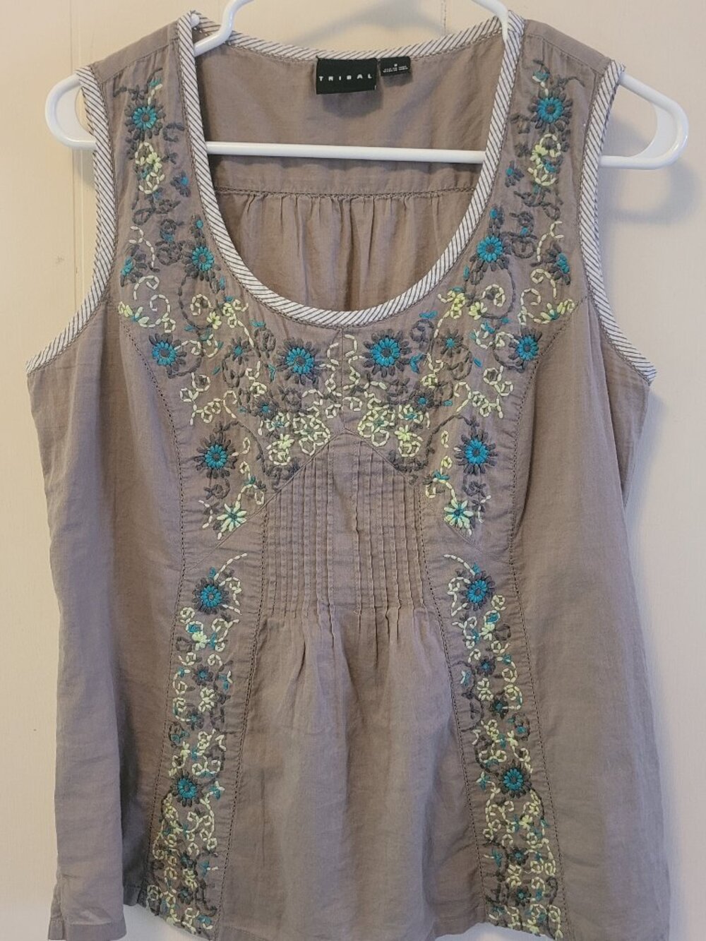 Tribal Sleeveless Women's Cotton Top Size 8